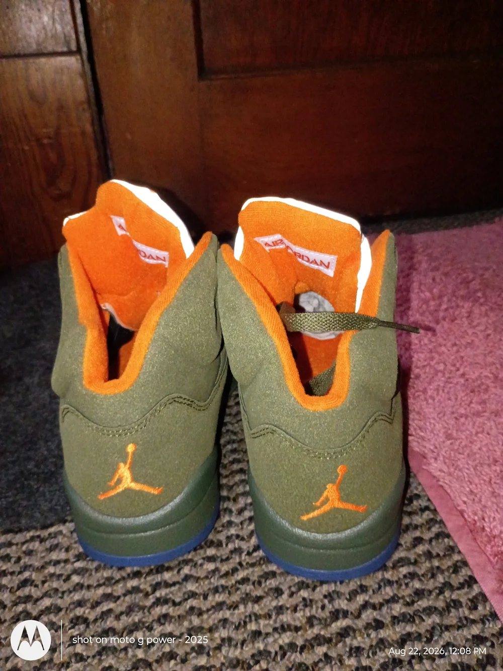 Jordan classic silhouette
